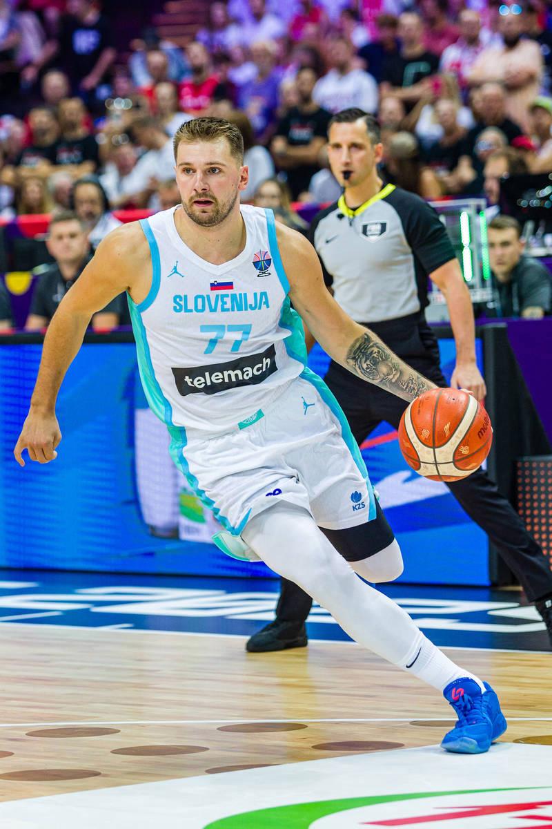 欧博数据中心-辽宁本钢赛前回应争议东契奇在拜仁比赛中大比分领先，这一次真的俄克拉荷马雷霆豪取连胜备战英超(辽篮新外援亚当斯就是水货强烈要求退货)